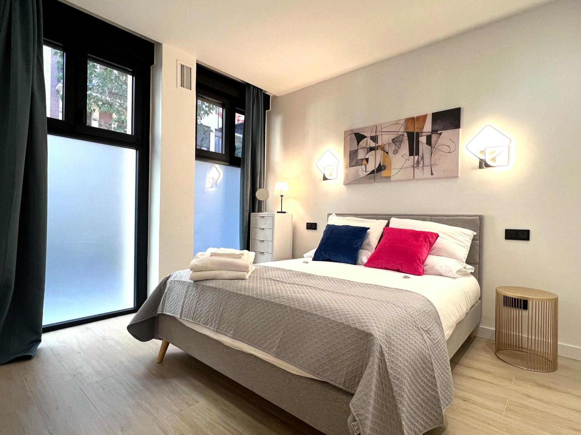 Duplex Moderno Y Acogedor Junto A Atocha Apartment Madrid Exterior foto