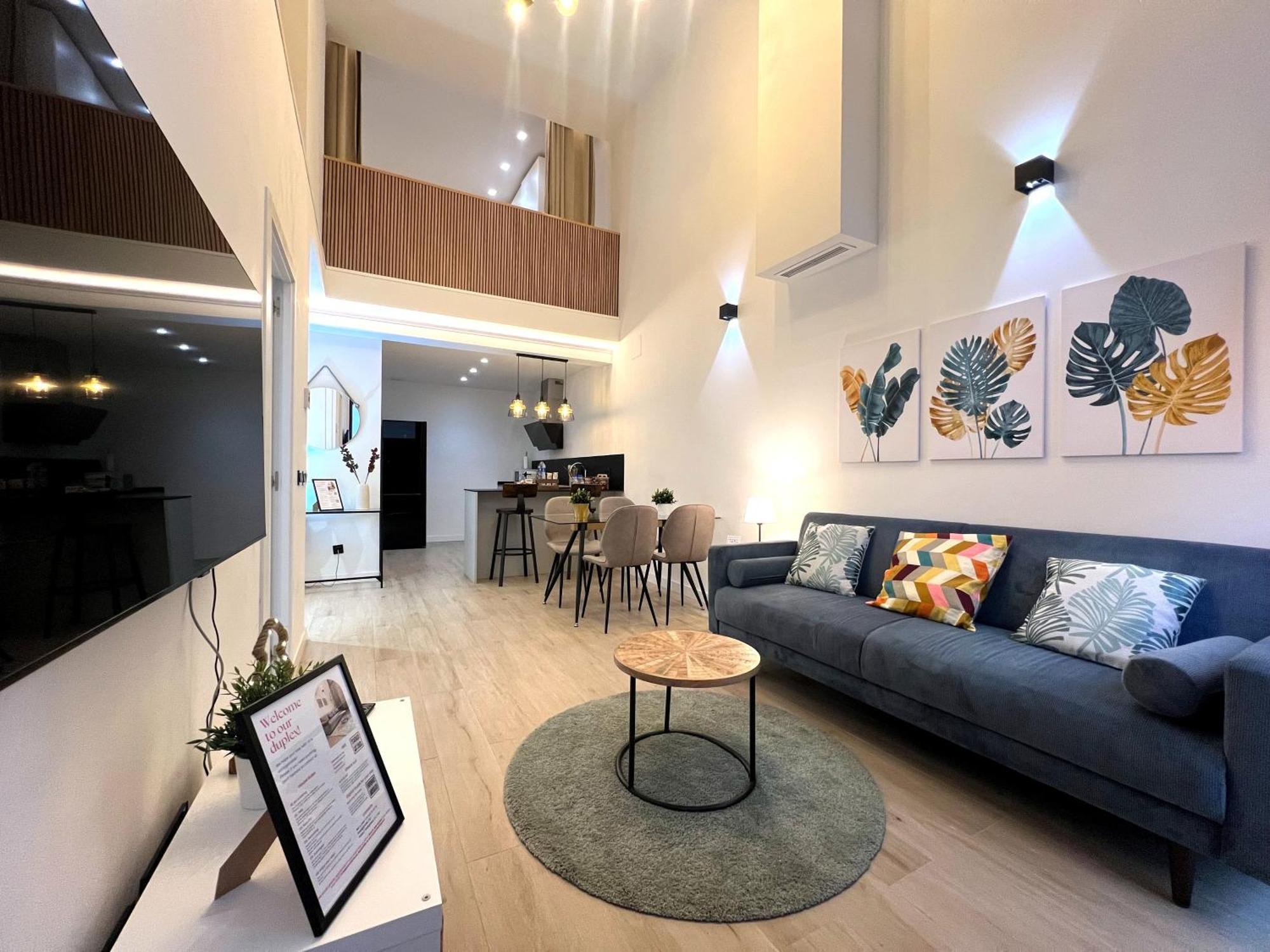 Duplex Moderno Y Acogedor Junto A Atocha Apartment Madrid Exterior foto